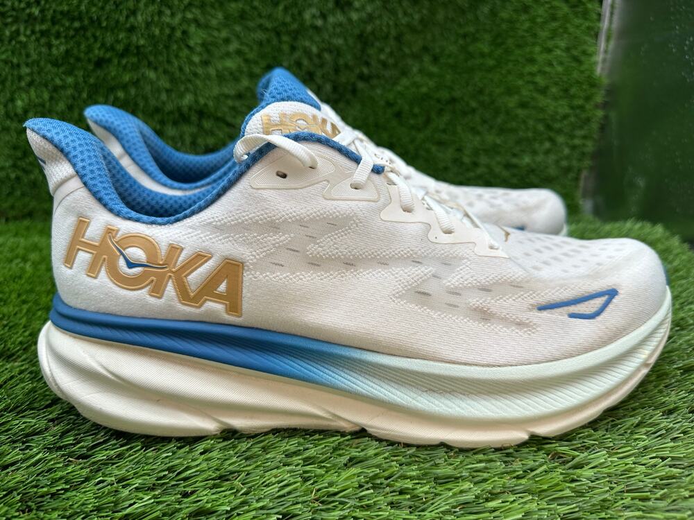 Hoka One One Clifton 9 1127895-FTG Athletic Sneaker Men 12.5D White Knit Running